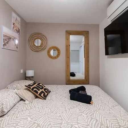 La Perle Du Port * Terrasse * Clim * à 5 Min * * Carnon-Plage