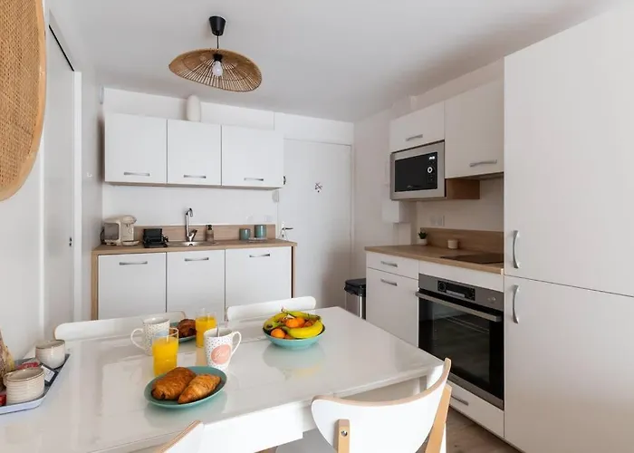 Apartamento La Perle Du Port * Terrasse * Clim * à 5 Min * *